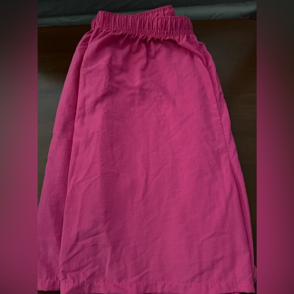 Athletic Works Pink elastic waist shorts. Size Large - Picture 3 of 4